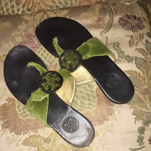 Tory Burch Shoes - Tory Burch 7 and half velvet